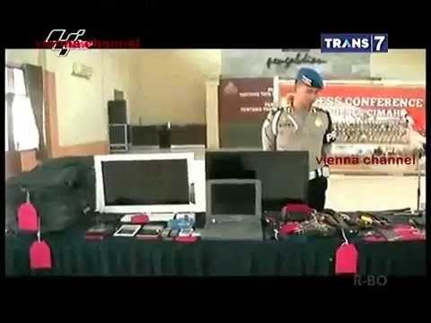 Redaksiana Trans 7 - Komplotan Maling Rumah Kosong Pakai Seribu Kunci Palsu - 8 April 2015