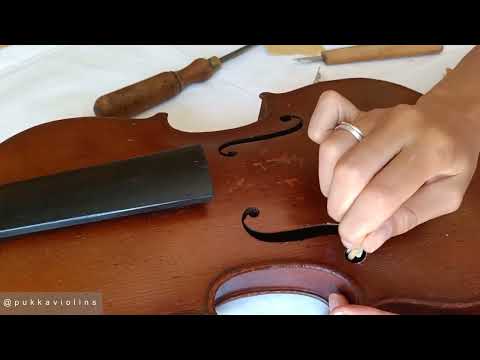 F-hole repair on a French violin Chenantais & Le Lyonnais 1922