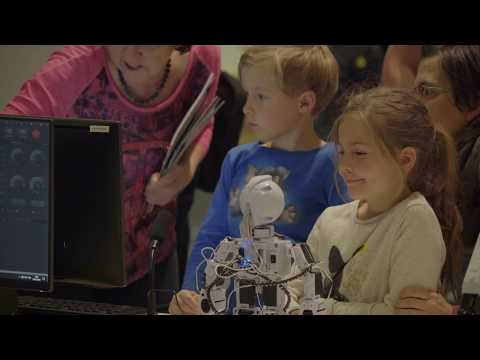 Kids and families at the Ars Electronica Center