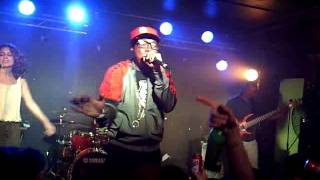 Elzhi - Life's A Bitch (Live In Ottawa)
