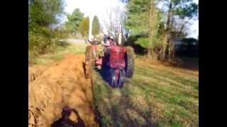 preview picture of video 'Testing out my IHC Little Genius plow in Hartwood, VA'
