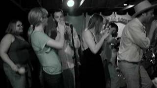 Here We Go Magic &amp; White Rabbits Jam Session