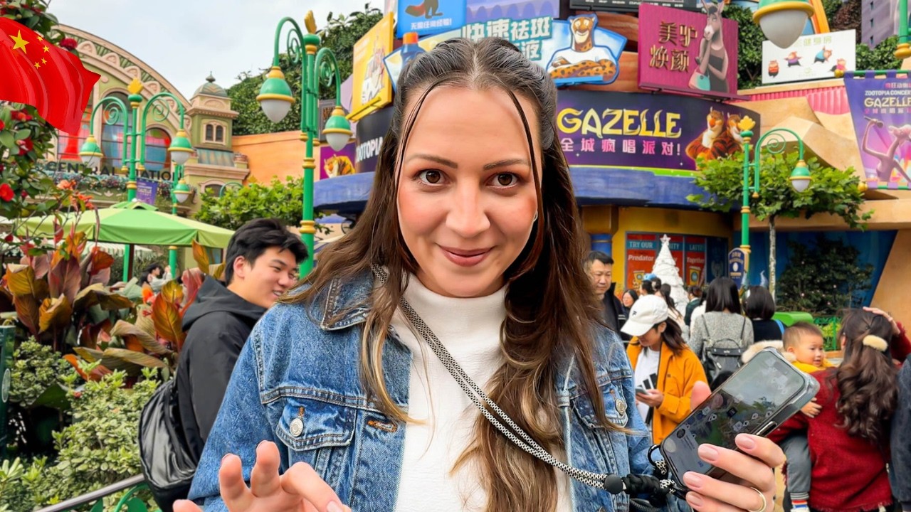 🇨🇳 WHAT IS DISNEY LIKE IN CHINA? Empty park and huge queues at Disneyland Shanghai