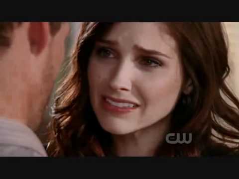 One Tree Hill 7x10  Brooke tells Julian she can't have kids