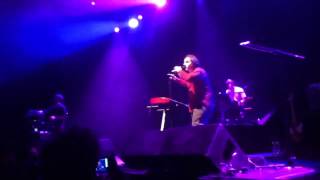 Junior Boys @ El Plaza Condesa - "Banana Ripple"