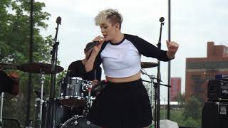 HEARTBREAK DREAM BETTY WHO LIVE PENN VALLEY PARK KANSAS CITY MO 8-15-2015