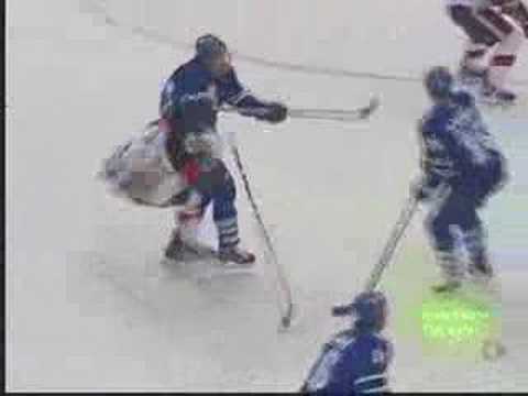 BETTER QUALITY- Mark Bell Hits Daniel Alfredsson - Apr 3 08