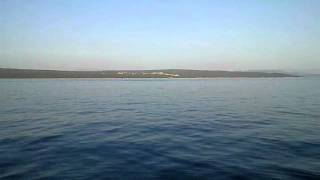 preview picture of video 'Cres-Lošinj dolphins from boat Byliner 175'