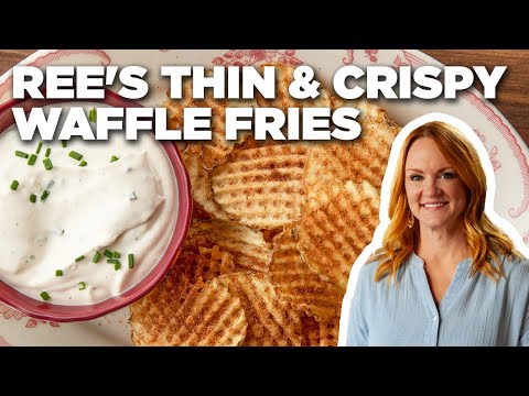Ree Drummond's Thin and Crispy Waffle Fries | The Pioneer Woman | Food Network