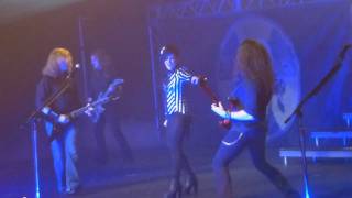 Megadeth - A Tout le Monde (Set Me Free) feat Cristina Scabbia @ Gibson Amphitheatre.CA 2-24-2012