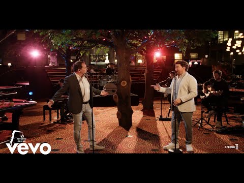 Tino Martin, Robert Leroy - Zeg Me Zeg Me