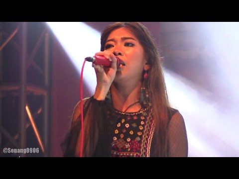 Barasuara ft. Indra Lesmana & Adra Karim - Bahas Bahasa @ The 39th JGTC [HD]