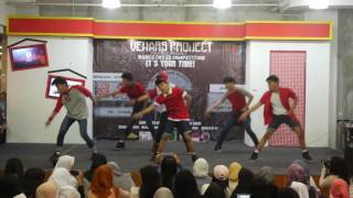 Download lagu 160724 CENT-X - Breathless Hide & Seek at DMall mp3 Download lagu 160724 CENT-X - Breathless Hide & Seek at DMall mp3