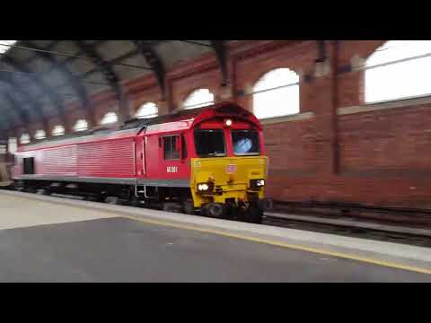 66001 passing Darlington with 6N70 Doncaster Up Decoy to Tyne.S.S