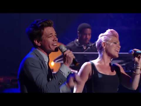 Pink feat Nate Ruess - Just Give Me a Reason (2013 live)