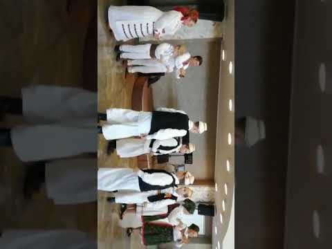 Aurica Vaida (oficial) ZESTREA COM BRUSTURI cu un dans de Oaș!  Ei sant viitorul cinstea și mândria.