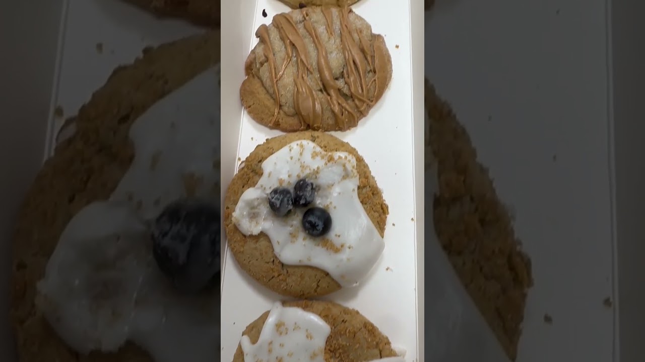 Crumbl Cookies Week 6