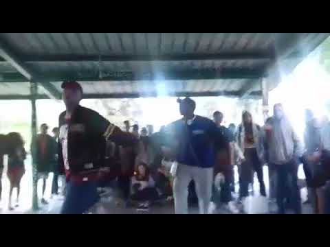 LA CAROLINA: FORTY  VS  BIG MIND