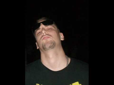 Bvana feat. Timbe & Smek Dedi - Alo (na nivou prosecne cigle 2009)