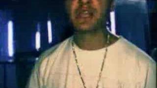 Videoklip Kontrafakt - Dáva mi s textom piesne