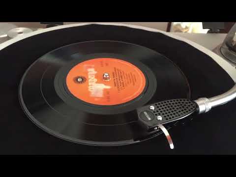 Neela Wickramasinghe & Mervin Perera: Suwandethi Kusumaka