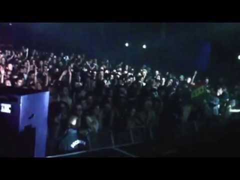 SuBuRbASs @ Tapage Nocturne 2 / Dock Des Suds - Marseille_10/05/2014 [Kick Ass Live Version]