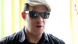 Raul Midon explains Mi Amigo Cubano