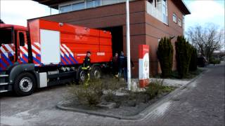 preview picture of video 'Brandweer Smilde opkomst + uitruk naar GRIP1 natuurbrand Fochteloërveen'