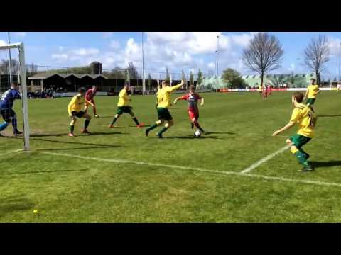 Hoogtepunten FC Uitgeest - Zouaven 1-0