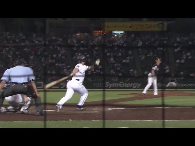 【8回表】ファンが見守るライトスタンドへ!! バファローズ・吉田正 反撃のソロホームラン!!  2019/7/5 B-H