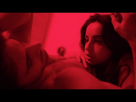 Hoxtones & Jay Frog feat. David Blair - Don't Wake Me Up [Official Video]