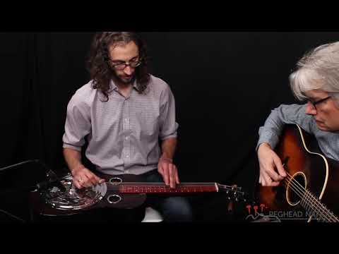 Mike Witcher and Scott Nygaard perform "Banks of the Ohio" for Peghead Nation