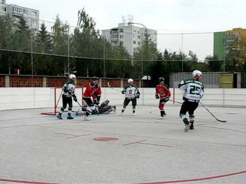 HbK 87 Skalica - LG TPS Bratislava HOKEJBAL EXTRALIGA 2010/11  5.kolo
