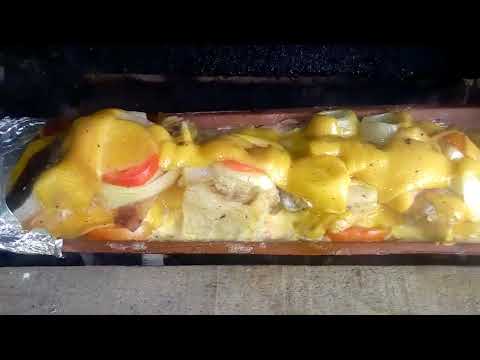 Peixe recheado na telha