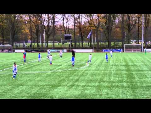 SV Charlois F1 tegen LMO F1 op 07-11-2015 1e helft