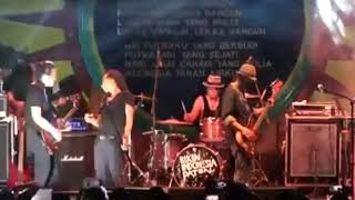 Download lagu AKSI PAY DI DEPAN IPANG DAN KAKA SLANK 'KAKA JADI INGAT SLANK F13' #slankf13 #BIP mp3