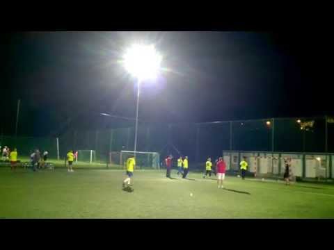 StrefaFutbolu.pl: Emoqua Squad - Bomba Warszawa