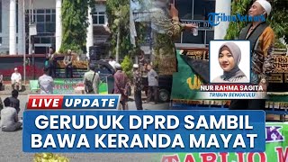 Miris Pengurus Masjid Bengkulu Selatan Tak Digaji, Protes ke DPRD Sambil Bawa Keranda Mayat