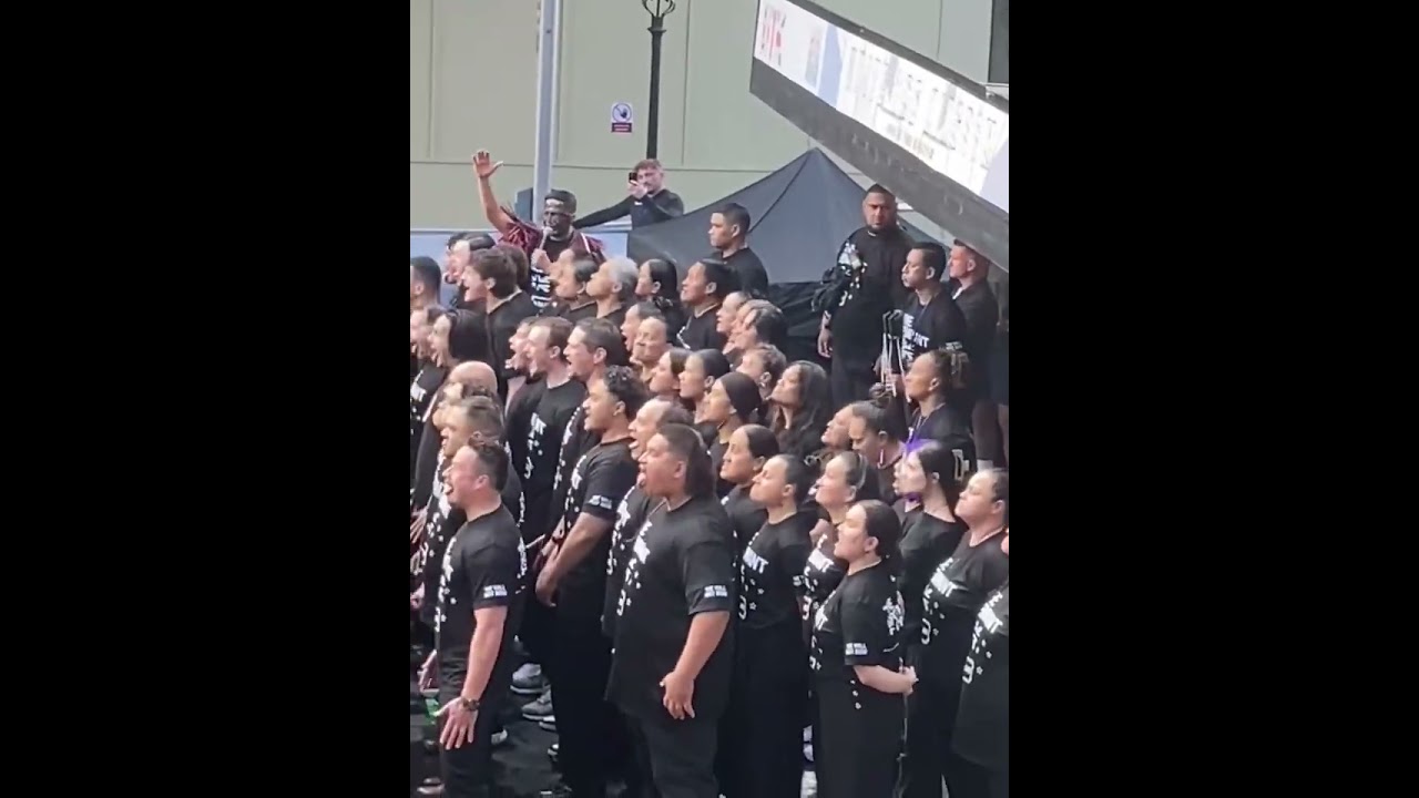 Best day ever in London #trending #viral #news #london #viralvideo 