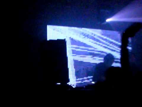 Masashi Hisataka/Low voltage(original mix) 2010.07.18 2E2L@WOMB