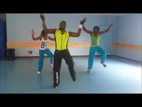 Flash mob Zumba pour la fête de la musique à Strasbourg 2013