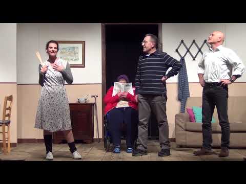 Manuwebtv : GRUPPO TEATRO PER CASO in  "Un maledetto imbroglio" 28/12/2017 L'Aquila