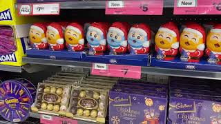 ニュージーランド|住宅街に突如ビーチへの入り口発見|スーパーでもうクリスマスチョコ販売|スーパー&薬局以外は相変わらず閉店|New Zealand