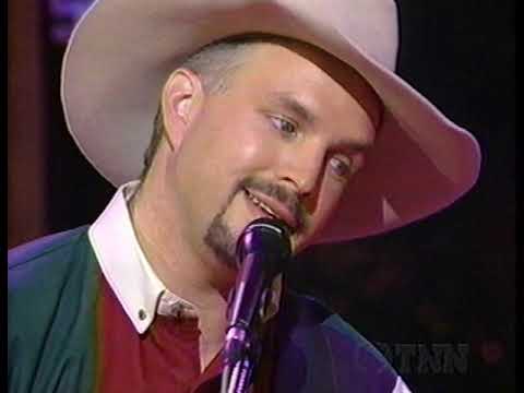 Garth Brooks :  Live At The Grand Ole Opry (1997) *TNN*