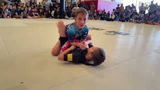 Download lagu Ace Stininger vs  Crystal Noguiera- Full Match #bjj #jiujitsu #nogi #grappling #subculture mp3