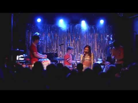 HOLYCHILD - 'Running Behind' Live