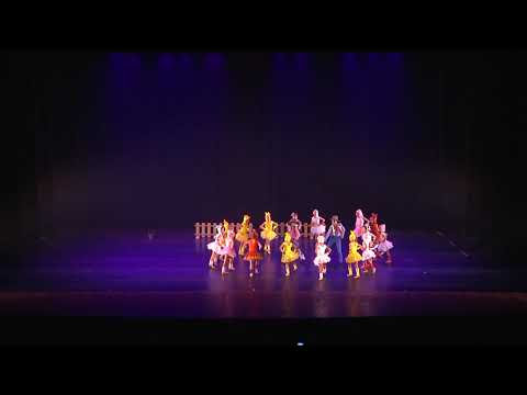 Studio Greyce Gross 2017 - Coreografia A fazendinha - Estilo Livre Infantil