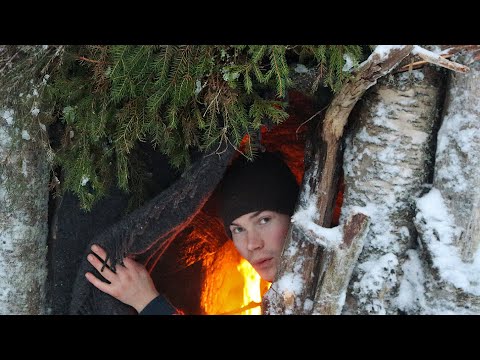 Welcome to my Warm Shelter! 3 DAYS SOLO CAMPING in a Winter Cave