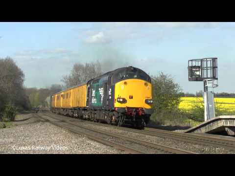 37609 in multi with 37612 working a Network Rail Test Train passed Tamworth