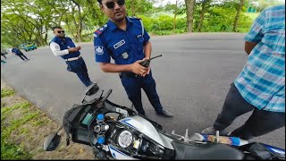full video ঢাকা থেকে চাঁদপুর হাজীগঞ্জ বাইক নিয়া বন্ধুর বিয়ে খেতে যেয়ে পুলিশ এর কাছে কট 🥲